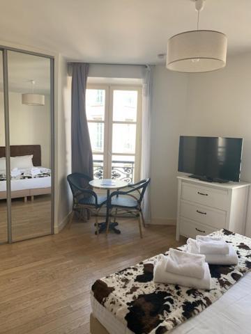 Lovely Parisien Apartment מראה חיצוני תמונה